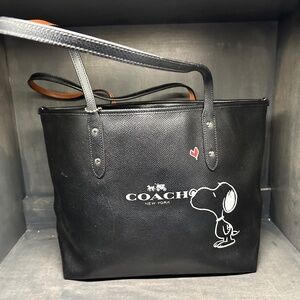 Coach X Snoopy tote